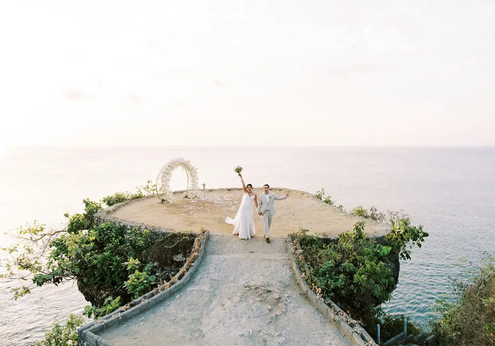 balangan cliff wedding venue
