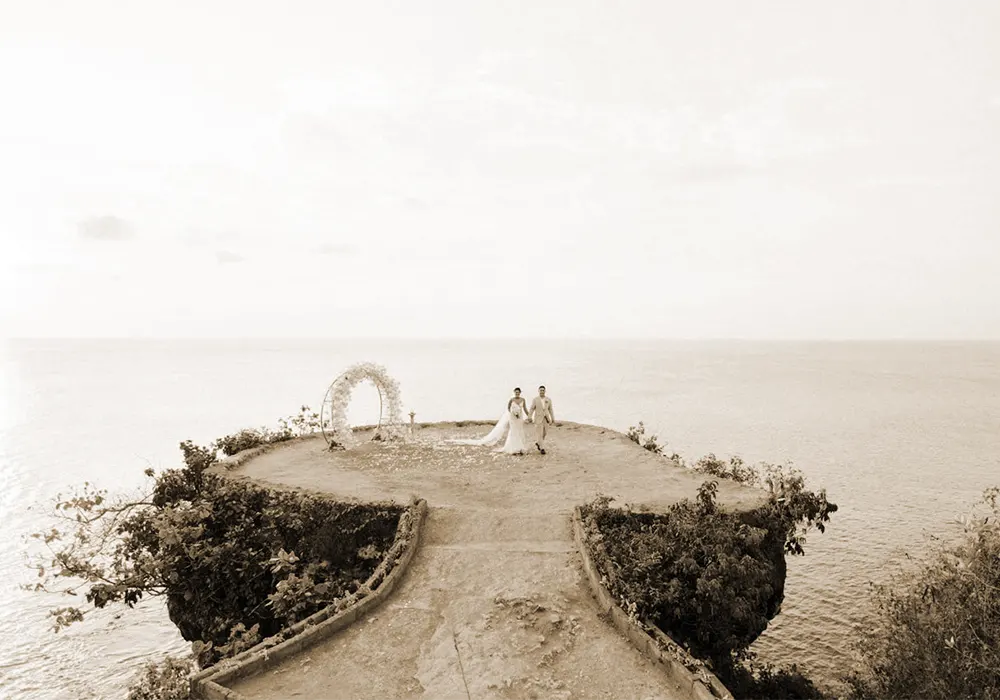 balangan cliff wedding venue