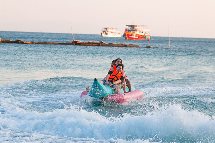 watersport banana boat