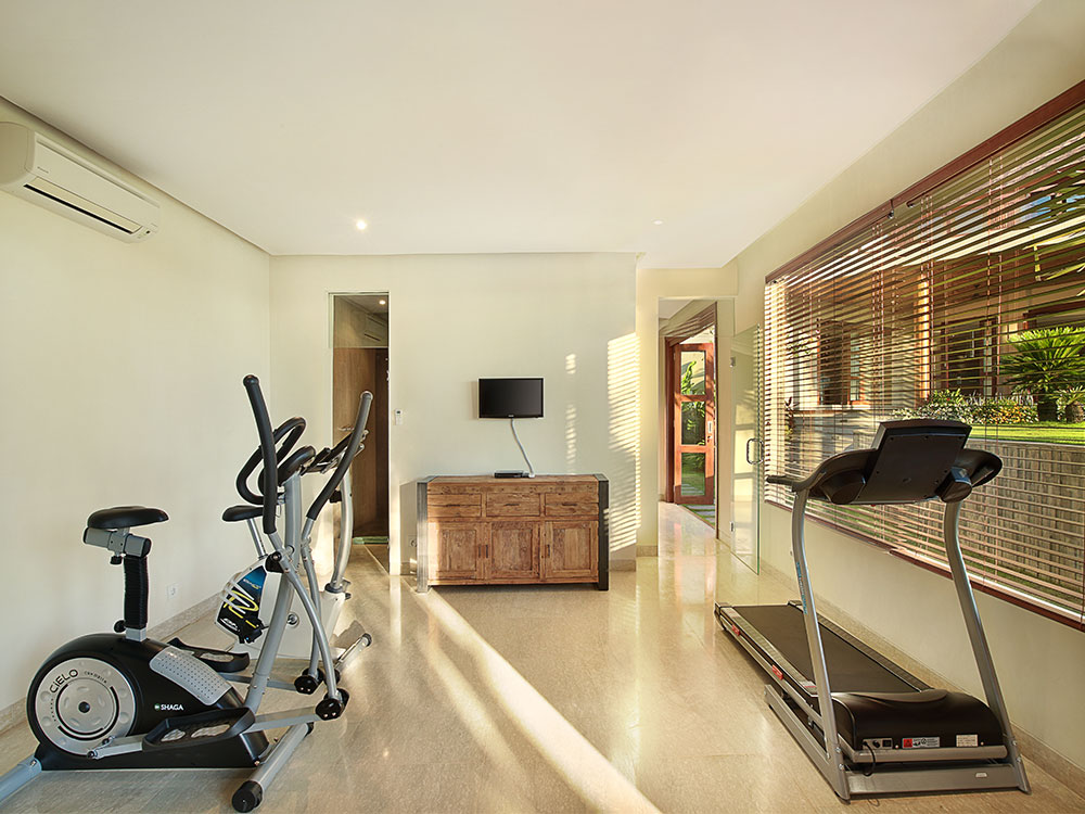 casa bonita villa jimbaran gym room